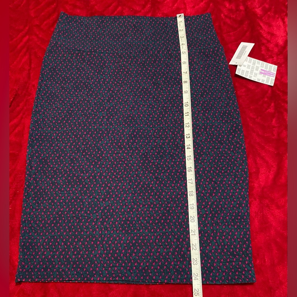 CLOSET CLEAR OUT ON ALL LULAROE MAKE A OFFER BUNDLE NWT MEDIUM HIGHWAIST STRETCH